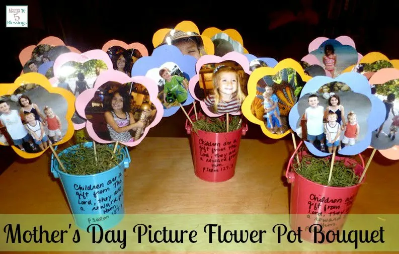 Looking for that perfect Mother's Day gift? Check out these 25 pretty Mother's Day Crafts for Kids. They are also great crafts and gifts to make as Christmas and birthday presents for women.