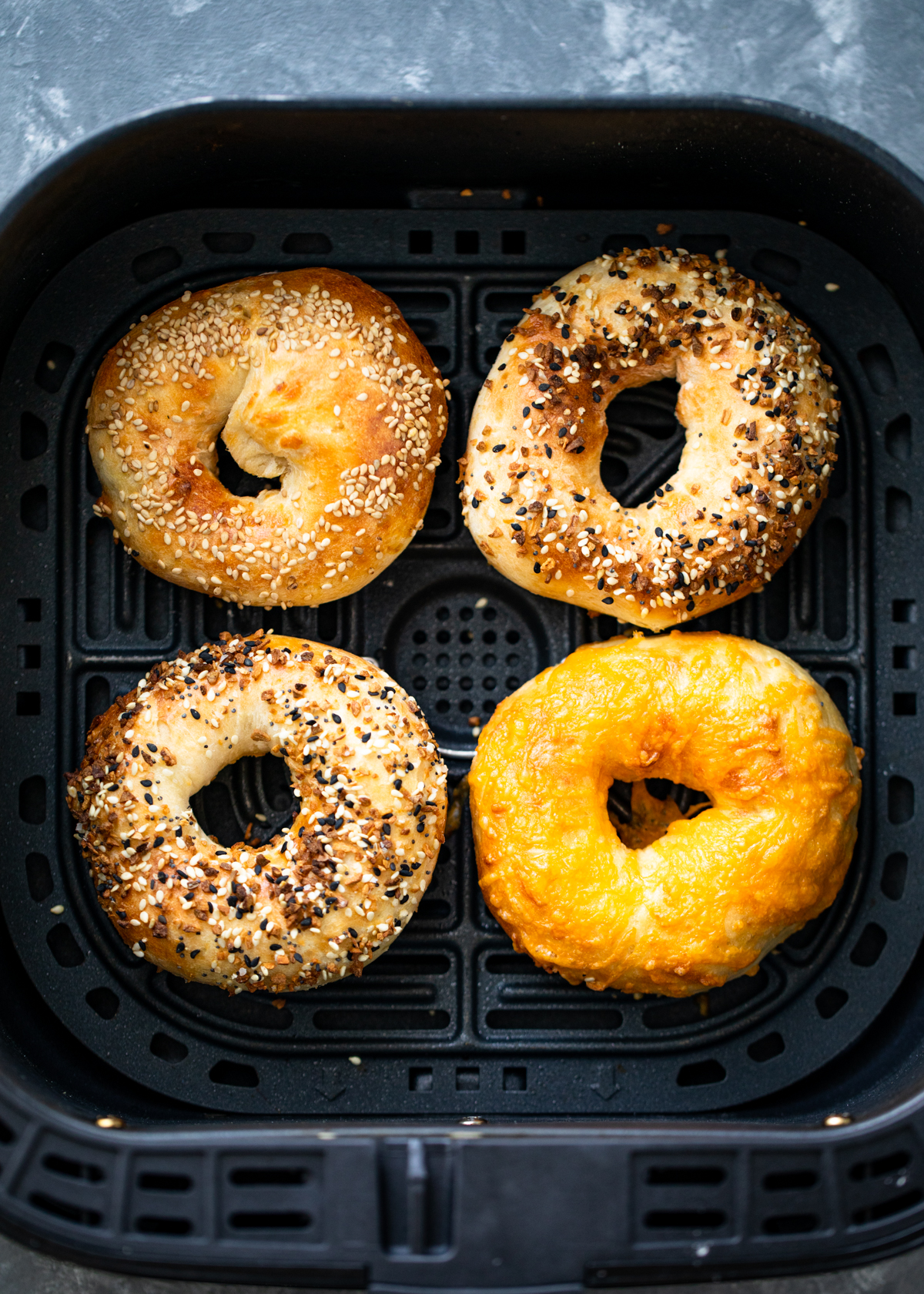 Air Fryer Bagels 4