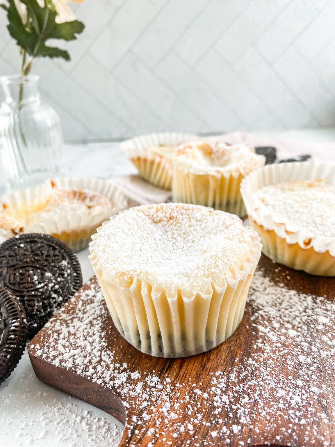 Assortment of delectable Air Fryer Dessert Recipes, featuring crispy treats, and healthy desserts using innovative air frying techniques.