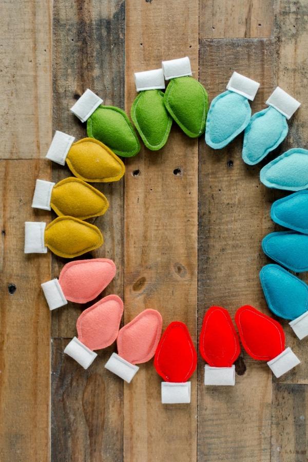 FELT CHRISTMAS BULB GARLAND