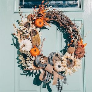 DIY Autumn Wreath with mini pumpkins, buffalo check ribbon, fall florals