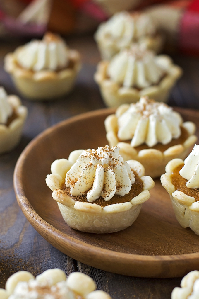 Mini Pumpkin Pie Bites 6