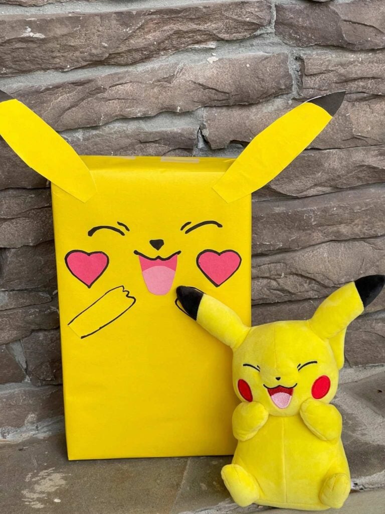 Pokemon Pikachu DIY Valentine box 