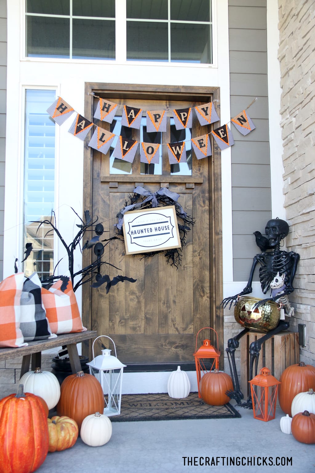 cc cute halloween porch 3