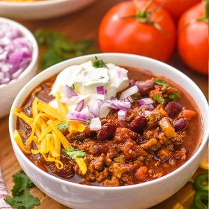 homemade chili crockpot 1024x1536 1