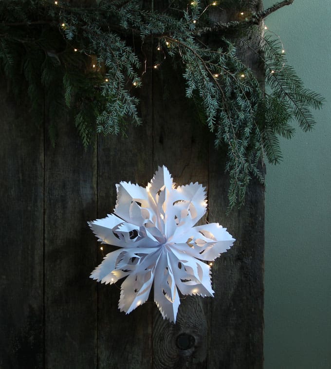 paper bag snowflake pendants apieceofrainbowblog 10