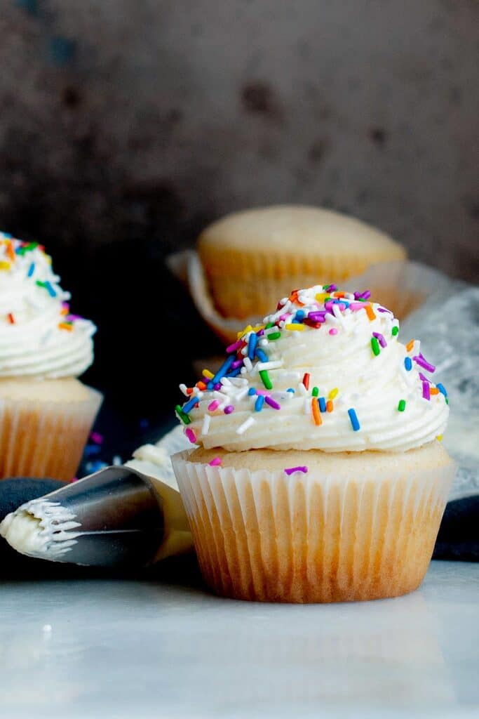 vanilla cupcake frosted