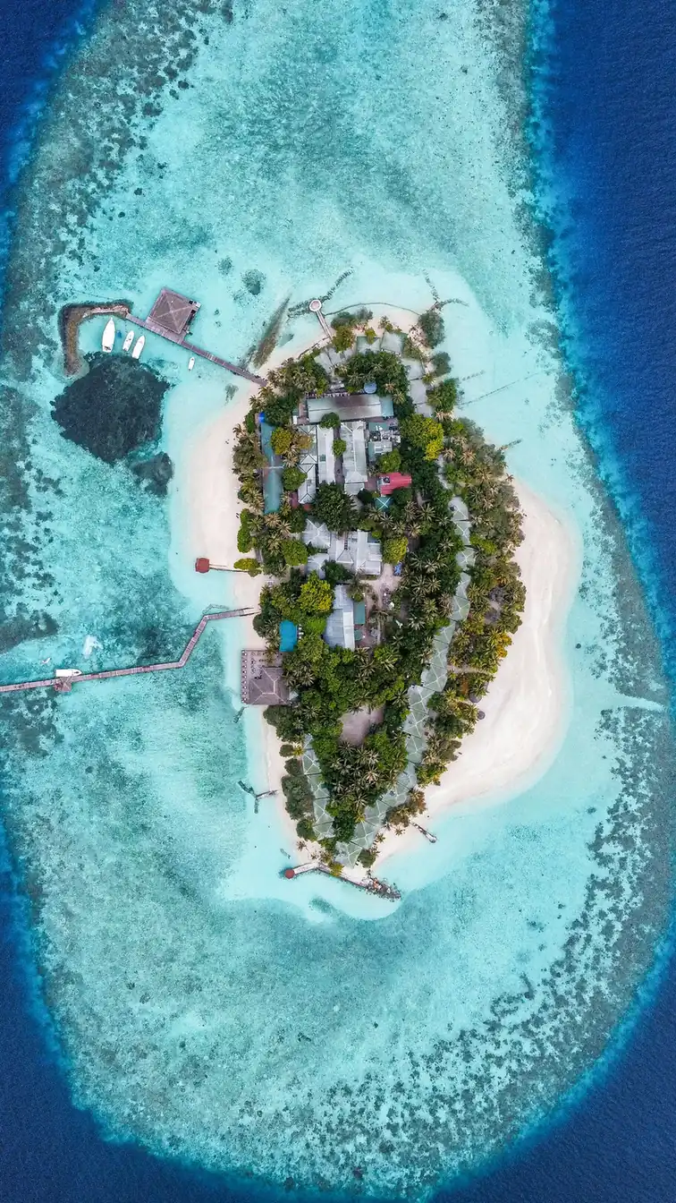 Four Seasons Landaa Giraavaru in Baa Atoll
