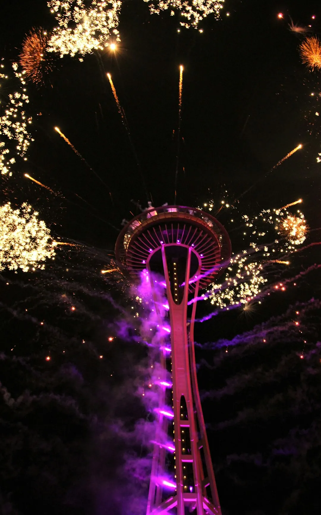 Where to watch Seattle Space Needle fireworks tonight?
