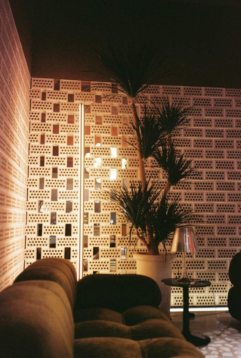 Wall Decor for Every Room 2026: Mixing Patterns & Textures