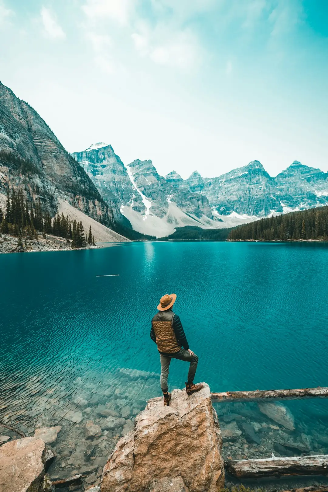 Moraine Lake at the Valley of the Ten Peaks
