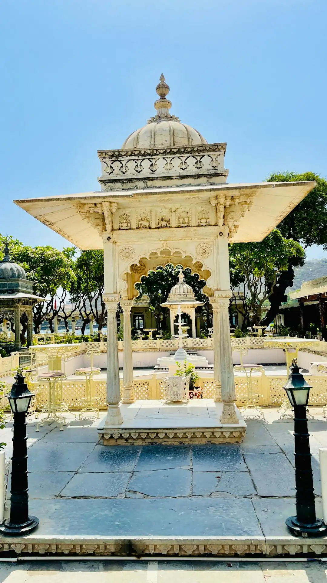 Palaces and boat rides on Lake Pichola, Udaipur