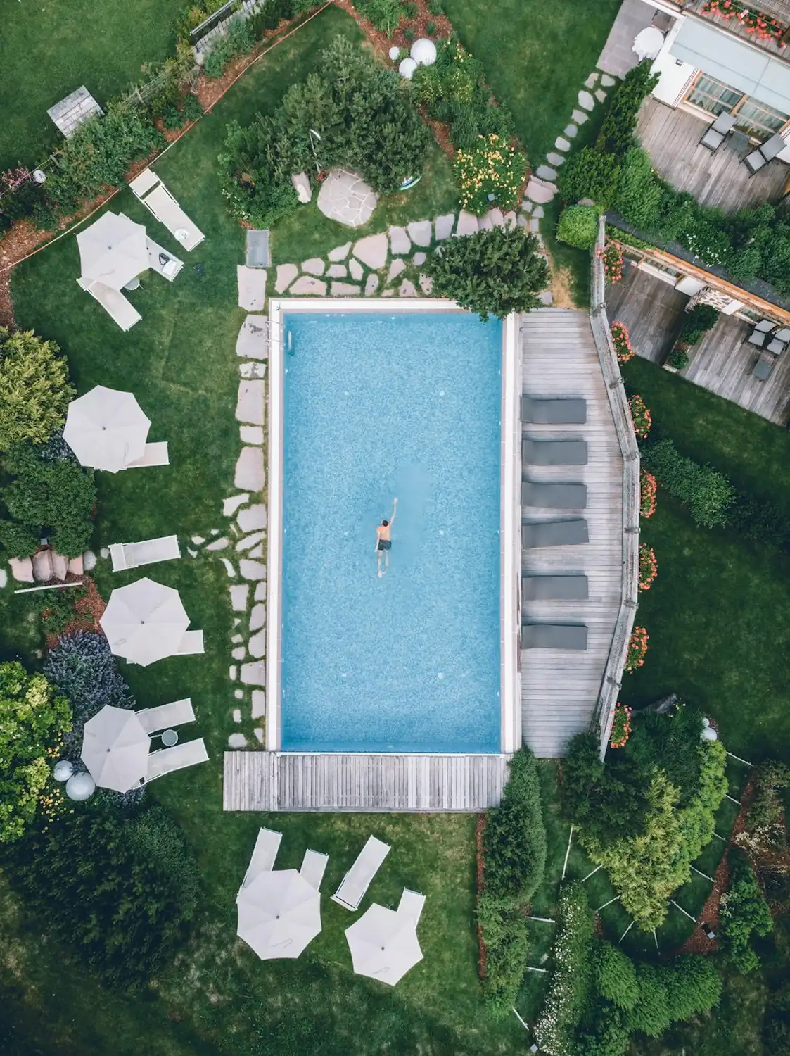 River-view infinity pool at Anantara Golden Triangle