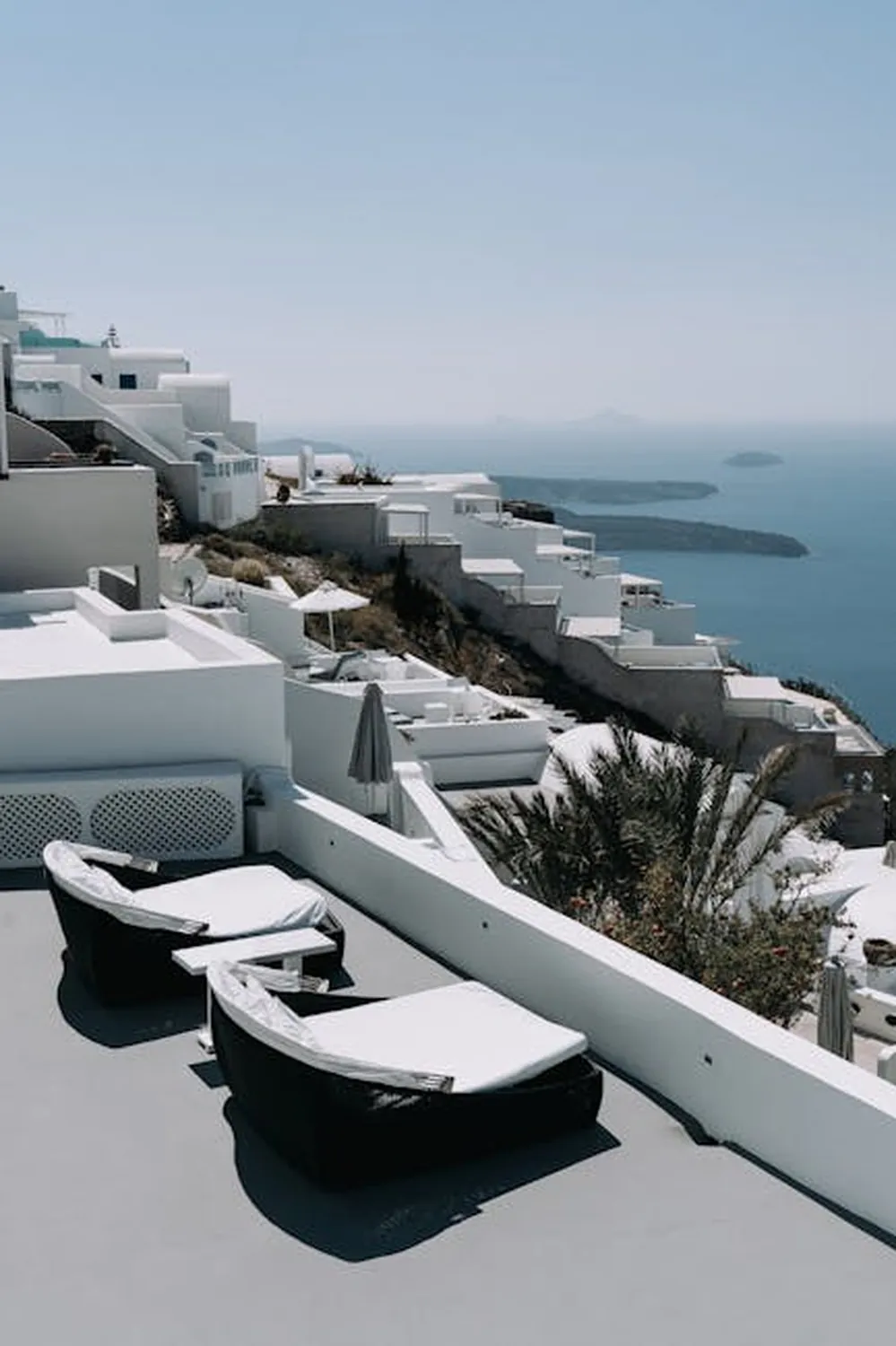 Astra Suites Imerovigli stylish cave villas