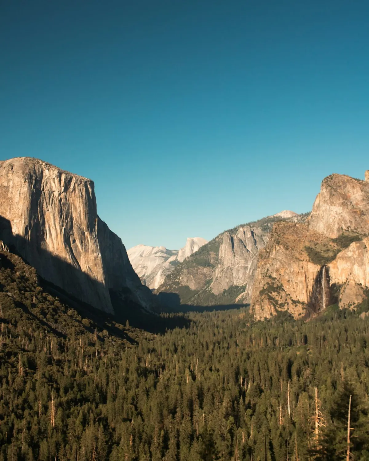 Glacier Point Yosemite's wheelchair-accessible panoramic overlooks