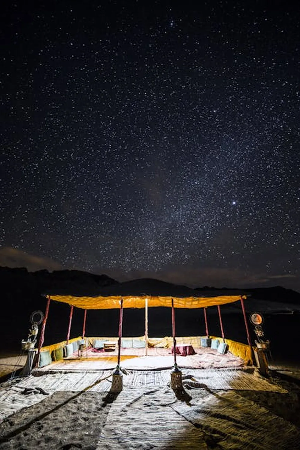White Sands: gypsum dunes and night sky