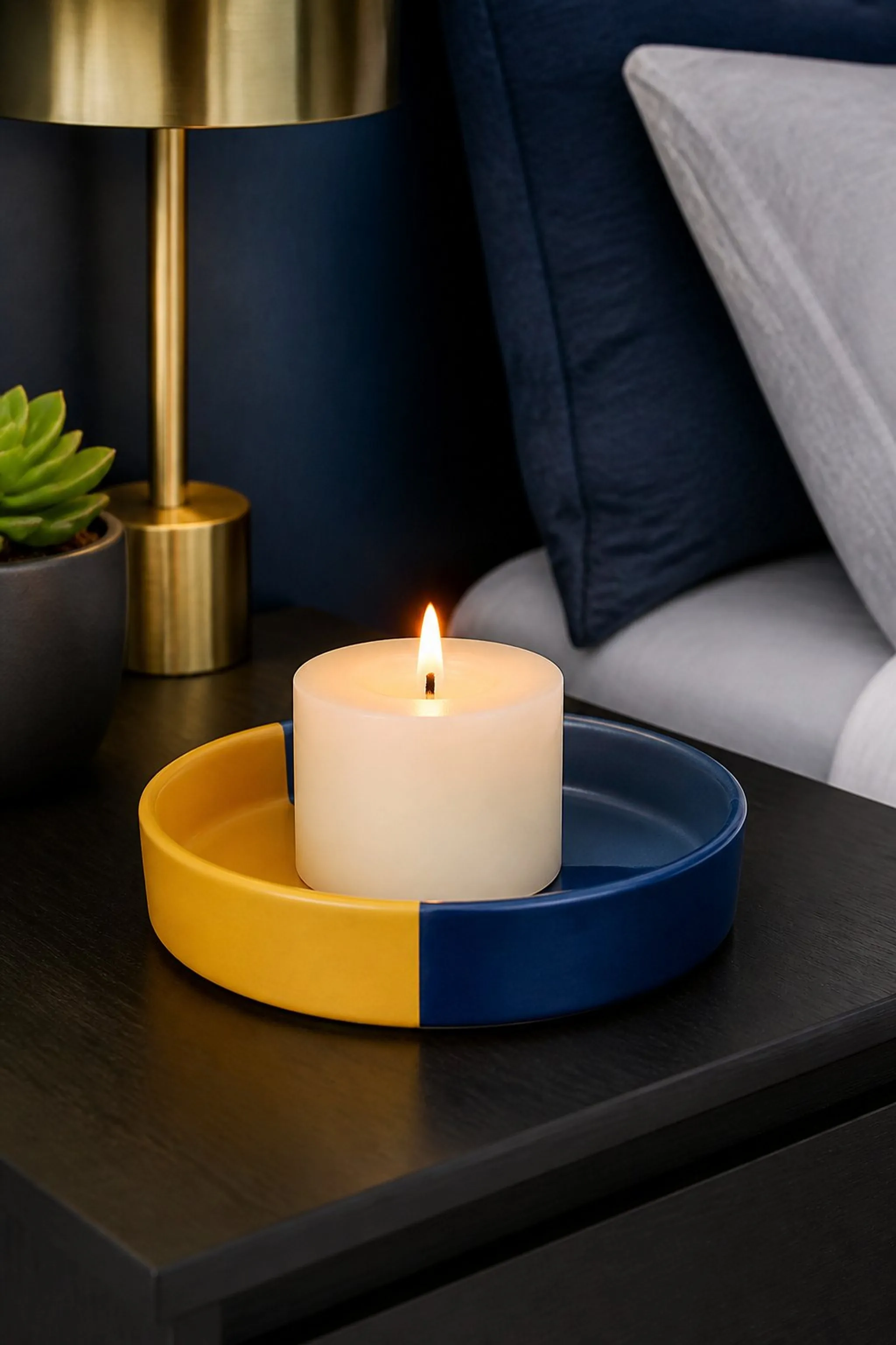 Color-blocked ceramic candle dish