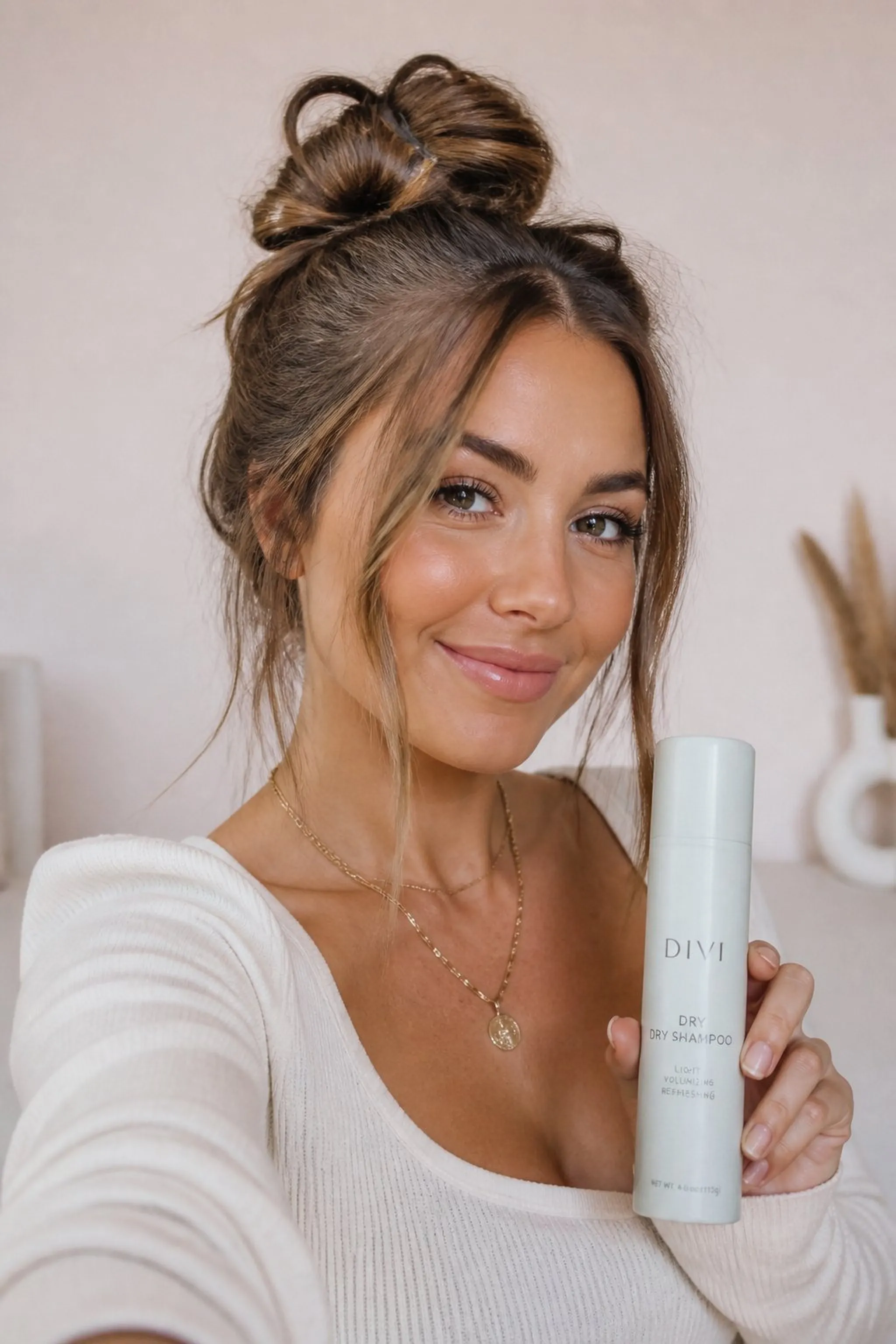 Textured Messy Bun for Root Concealment