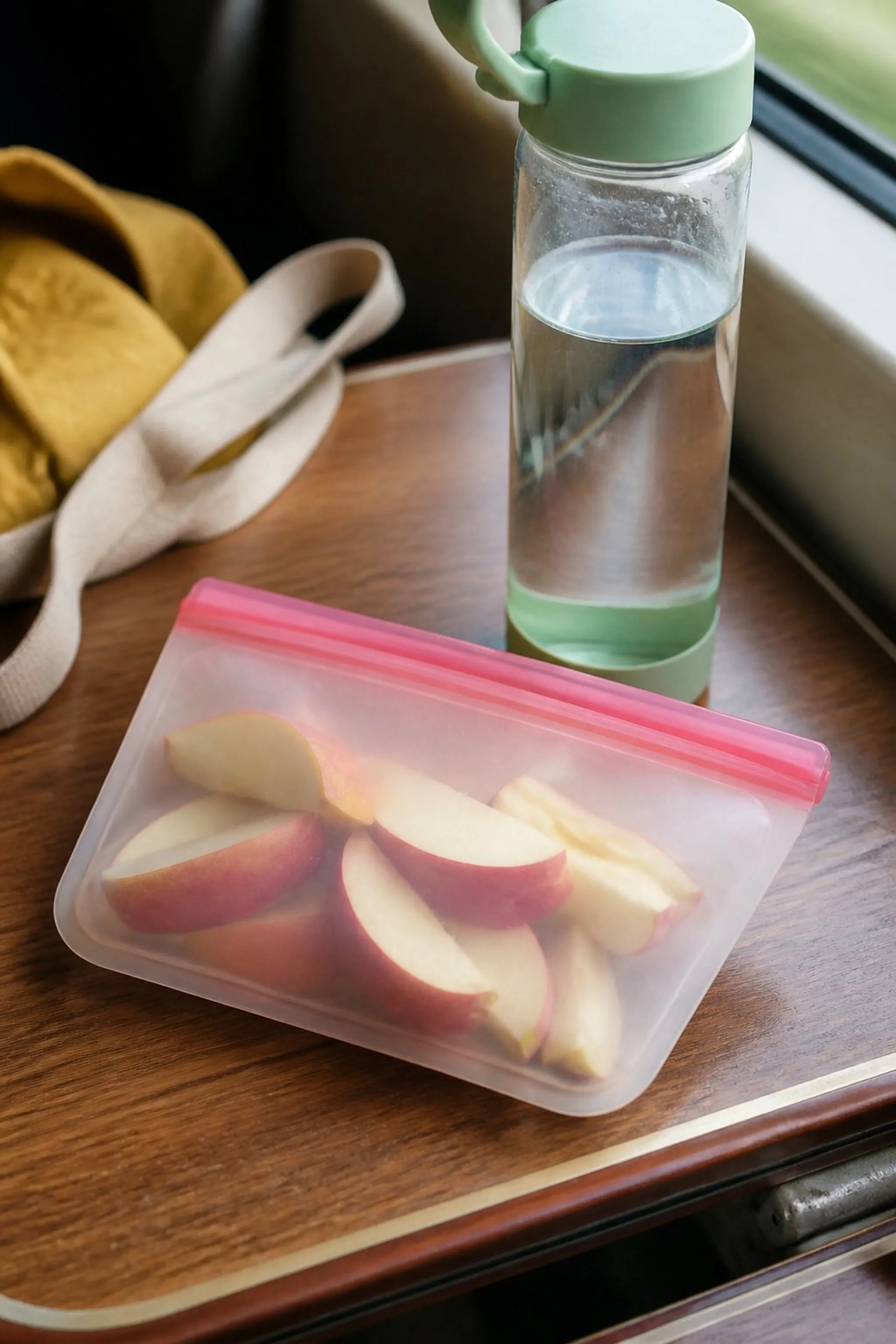 Reusable snack bags as flexible container alternatives